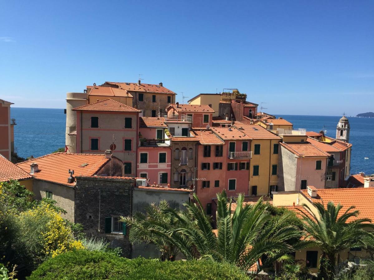 Amazing Apartment Tellaro Bagian luar foto